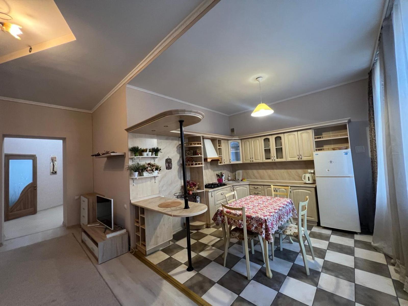 Apartment On Baseinaya Street 13 基輔 外观 照片