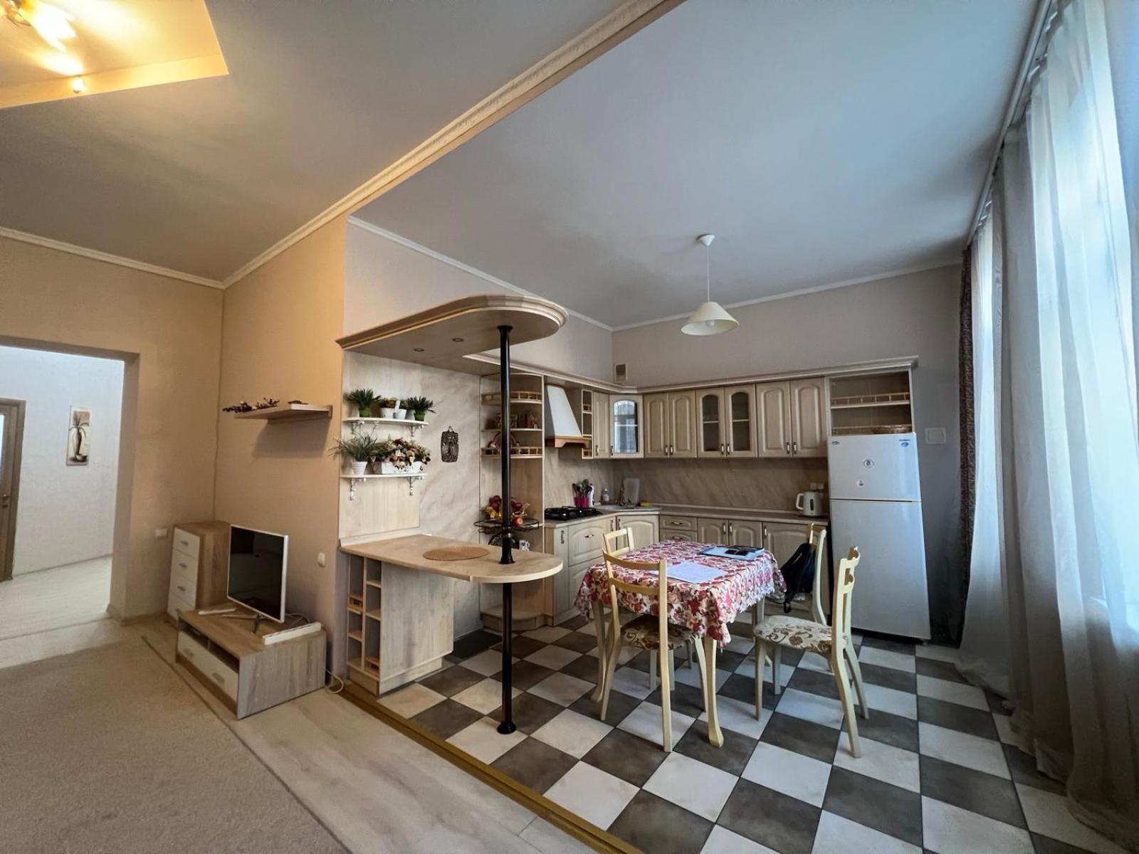 Apartment On Baseinaya Street 13 基輔 外观 照片